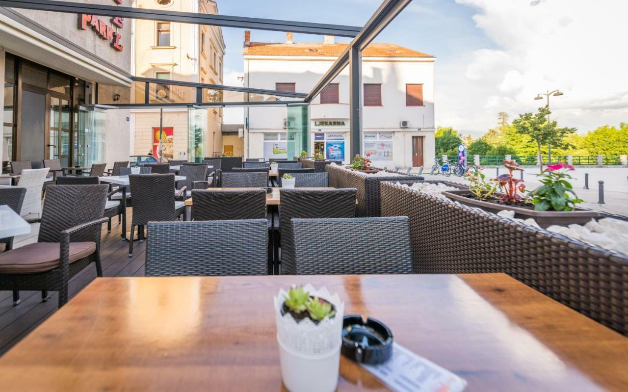Hotel Park Drniš 외부 사진