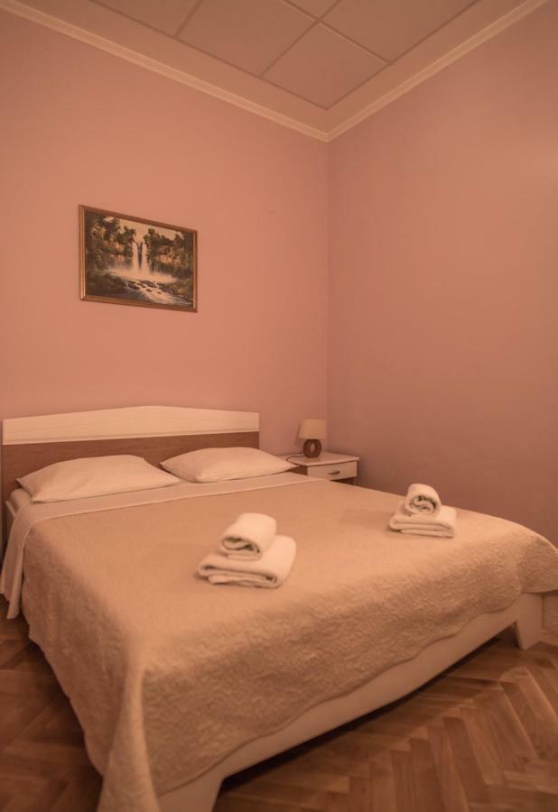 Hotel Park Drniš 외부 사진